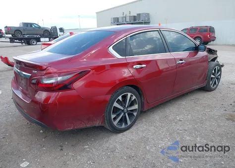 2018 Nissan Altima 2.5 Sr из США, поврежденный, VIN 1N4AL3AP9JC108275